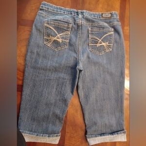 EARL JEANS capris WOMENS 12